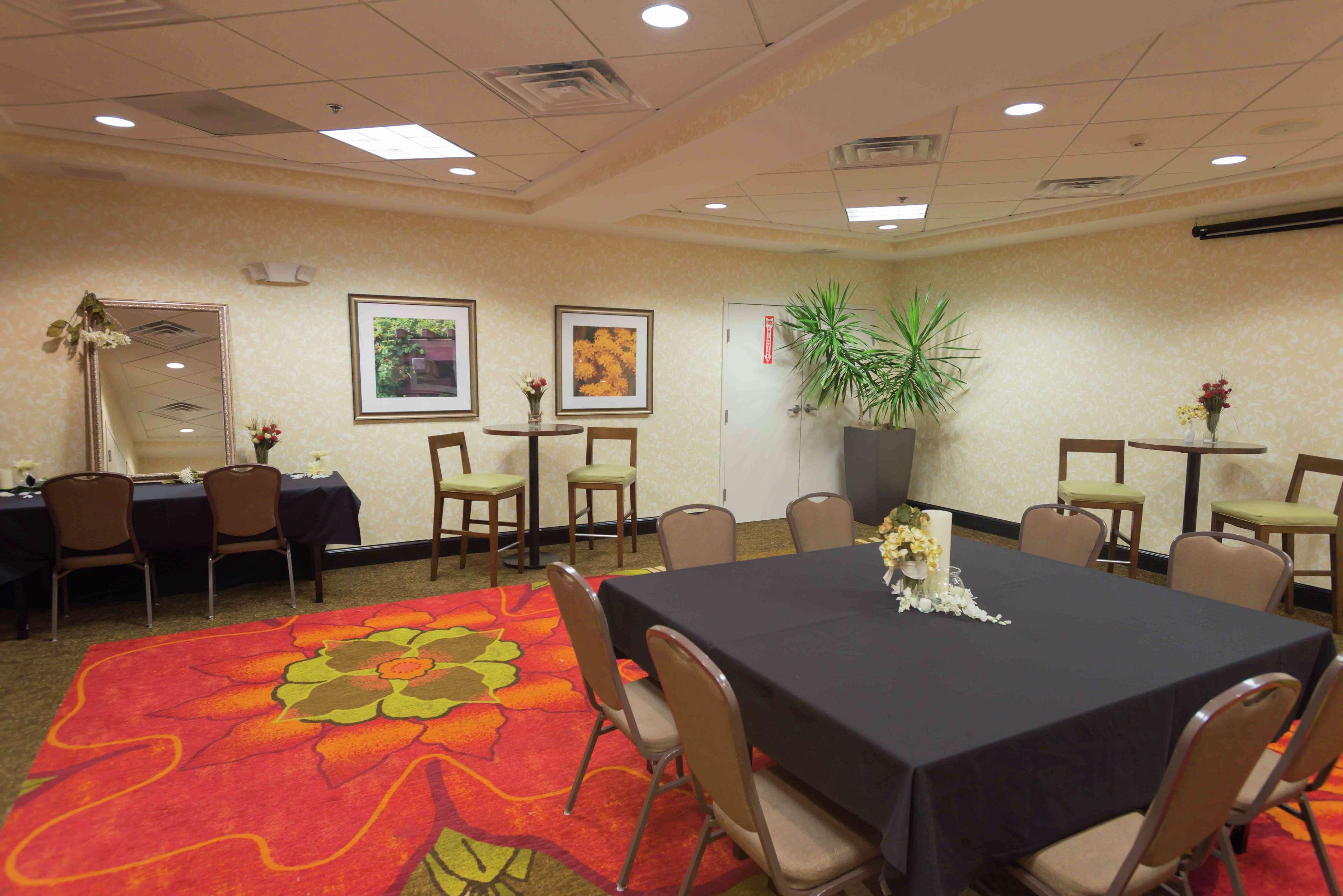 Hilton Garden Inn Merrillville Zewnętrze zdjęcie